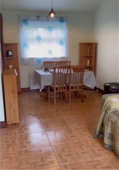 Annie Dee'S Guest Accommodation Ballygowan Ngoại thất bức ảnh